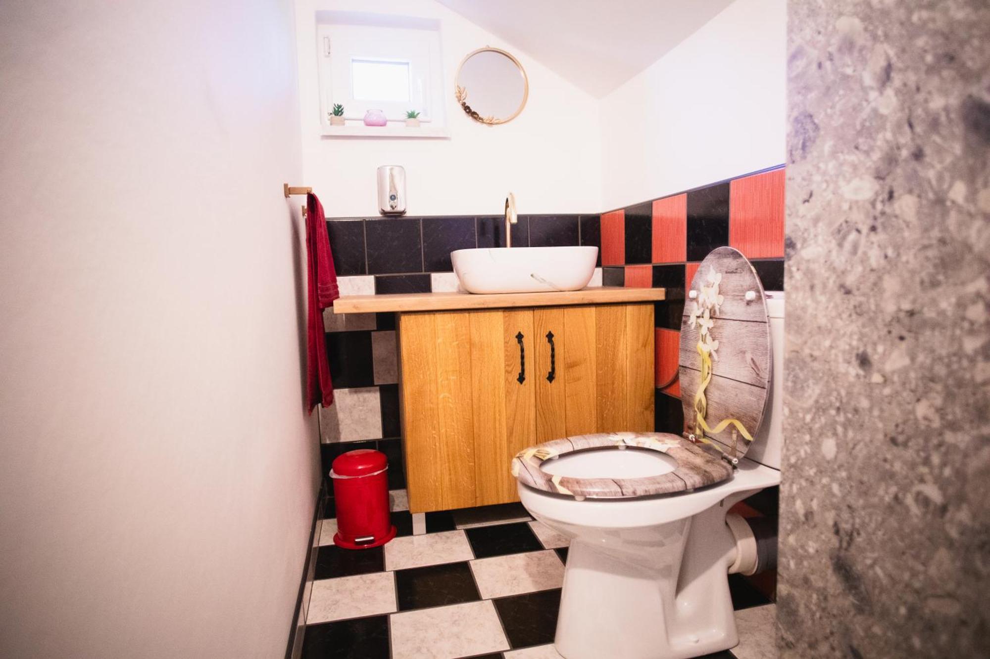Apartament Kuca Za Odmor Jurino Gnijezdo Jarki Horvaticevi Zewnętrze zdjęcie