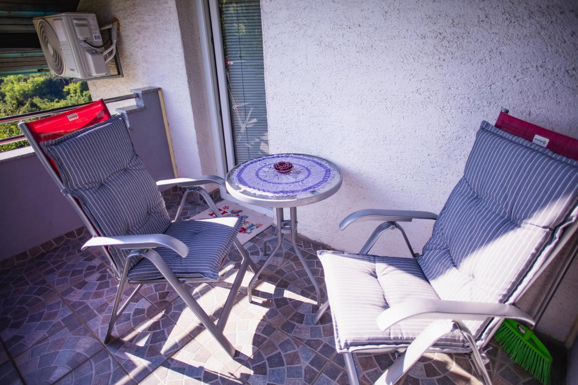 Apartament Kuca Za Odmor Jurino Gnijezdo Jarki Horvaticevi Zewnętrze zdjęcie