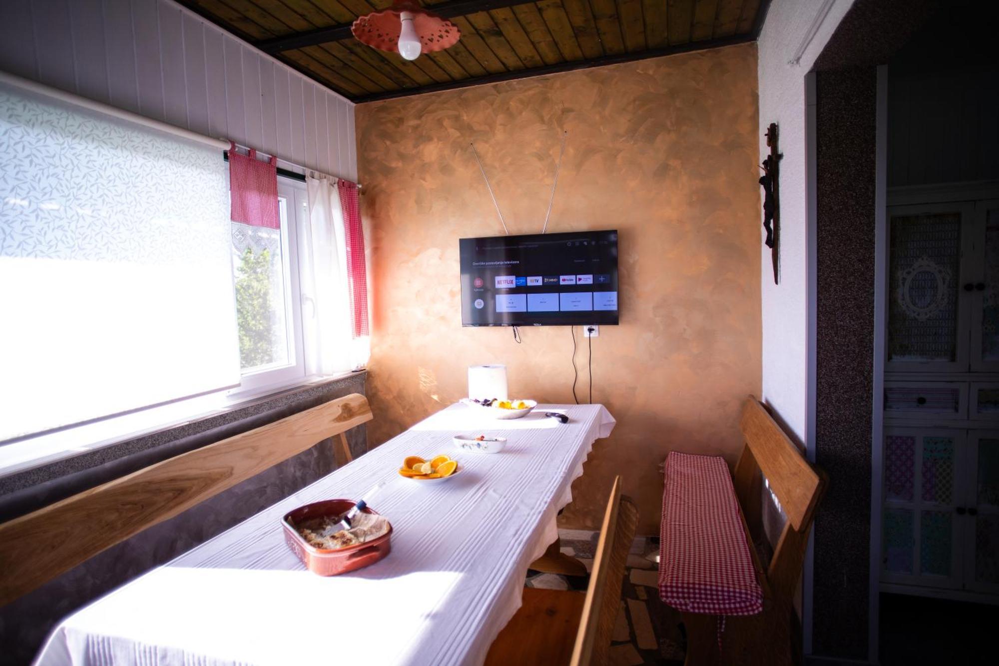 Apartament Kuca Za Odmor Jurino Gnijezdo Jarki Horvaticevi Zewnętrze zdjęcie